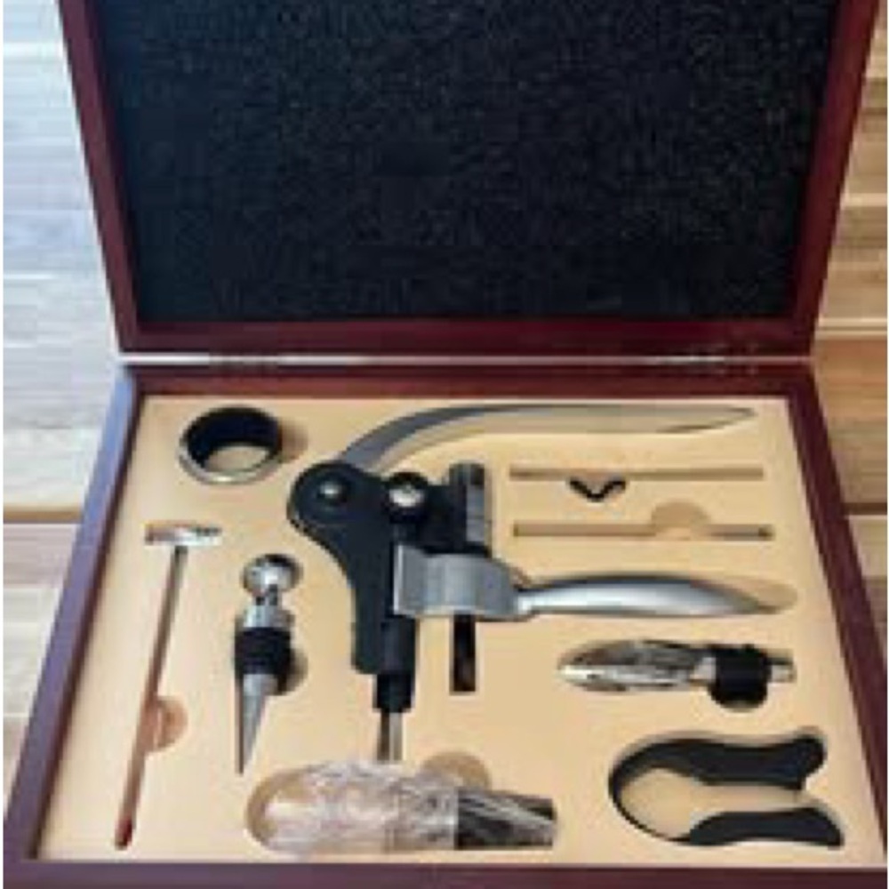 The Executive Wine Opener Set with Accessories